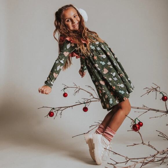 Rags to Raches NWT 5/6T ornament Christmas holiday ruffle sleeve dress - Picture 3 of 3